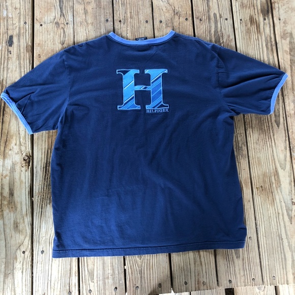 Vintage 90s Tommy Hilfiger Tee - Picture 2 of 5